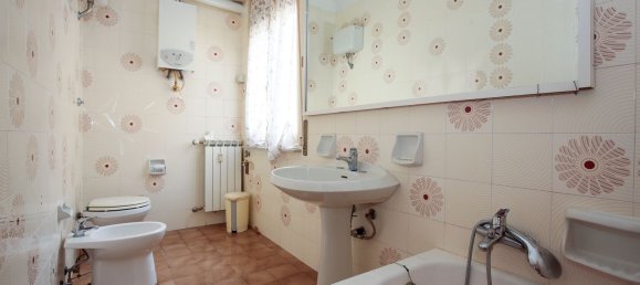 6-Zimmer Wohnung in Genoa, Italy, Nr. 105759 8