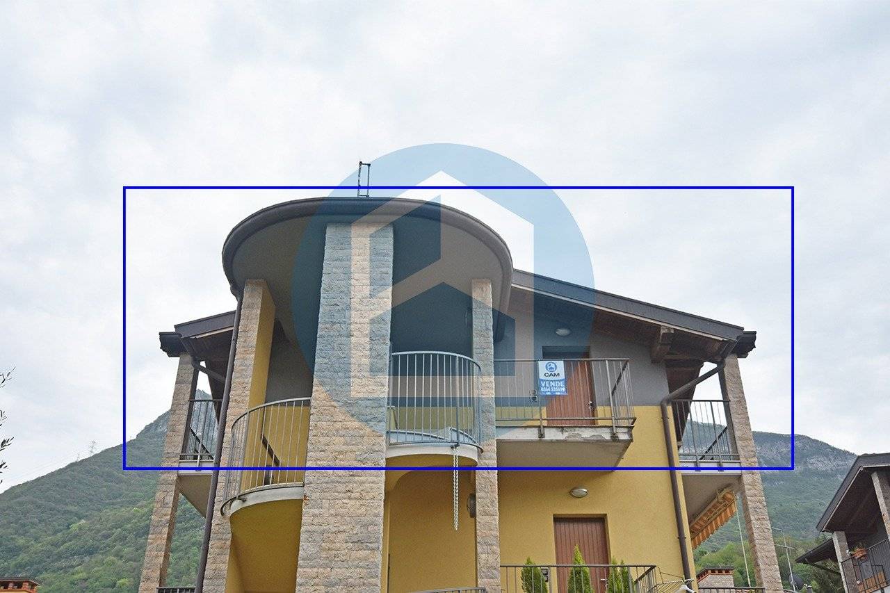 2 Schlafzimmer Penthouse in Casazza, Italy, Nr. 134448