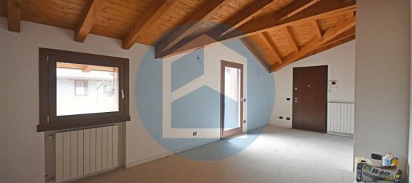 2 bedrooms Penthouse in Casazza, Italy No. 134448 9