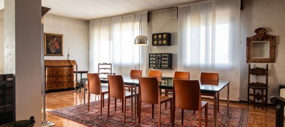 16 bedrooms Penthouse in Padua, Italy No. 339795 3