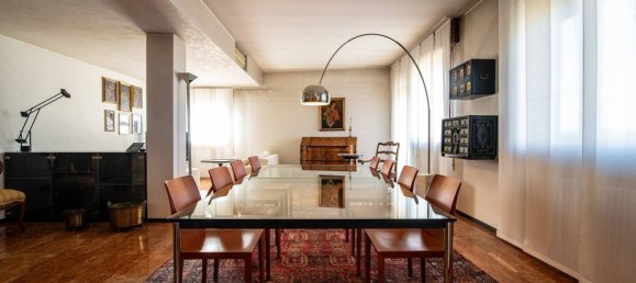 16 bedrooms Penthouse in Padua, Italy No. 339795 2