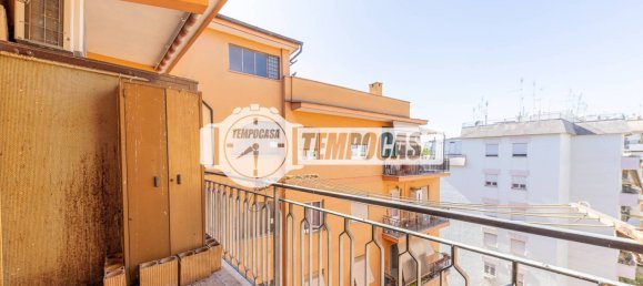 2 bedrooms Penthouse in Rome, Italy No. 325966 34