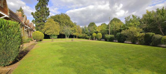 5 غرف نوم منزل في Watford, United Kingdom رقم 6679 12