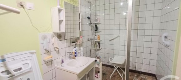 2 chambres Appartement à Bourg-en-Bresse, France No. 322392 6