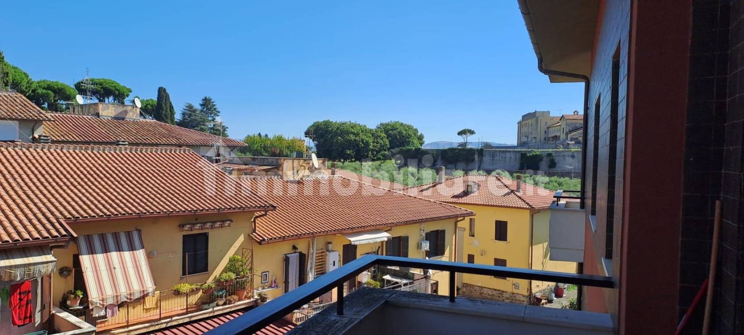 3 Schlafzimmer Wohnung in Velletri, Italy, Nr. 367519