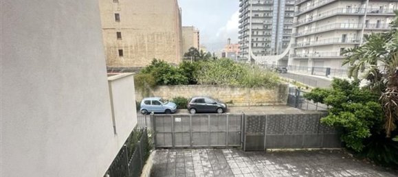 Квартира с 3 комнатами в Палермо, Италия № 51026 19