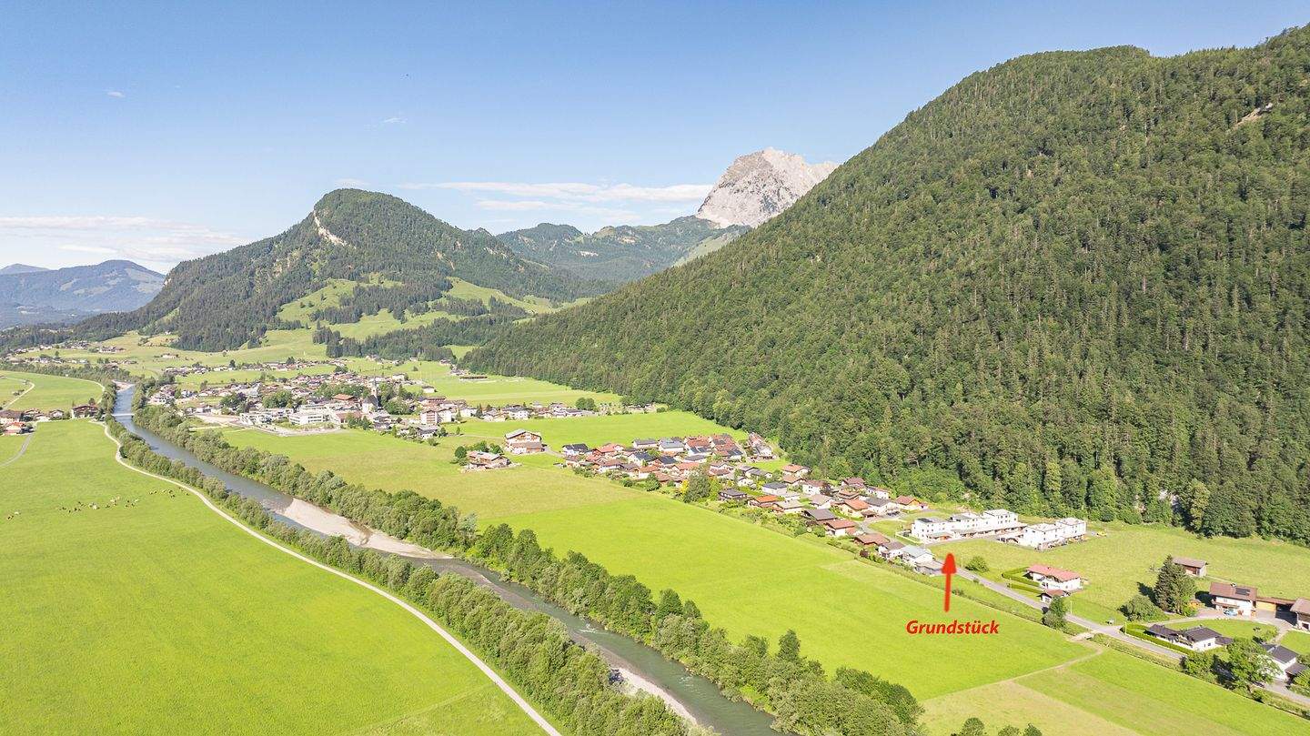  قطعة أرض في Kirchdorf in Tirol, Austria رقم 101798