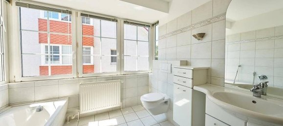 4-salle Maison de ville à Schleswig-Holstein, Germany No. 19301 8