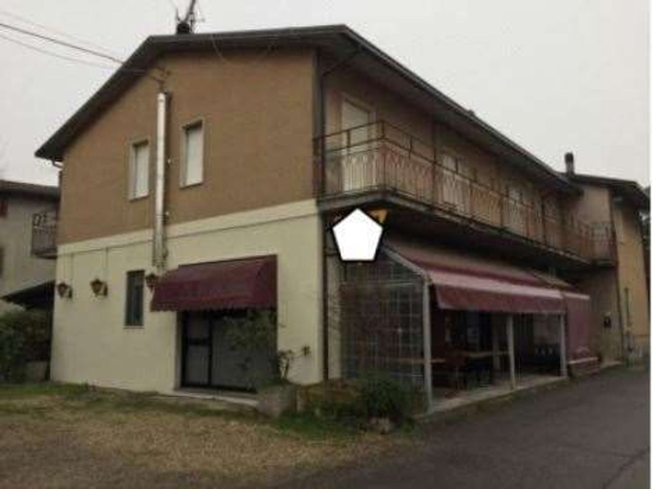 2 rooms Apartment in Lungavilla, Italy No. 182908