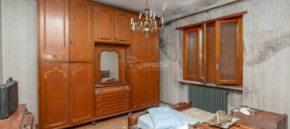 Вилла с 4 спальнями в Пойрино, Италия № 147419 17