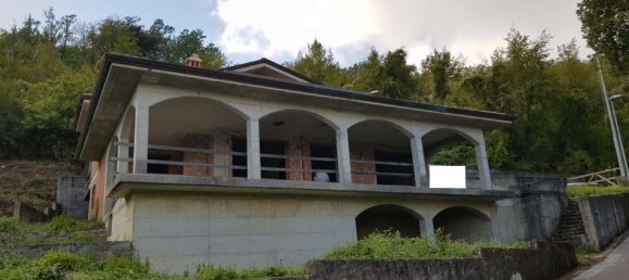 7-salle Villa à Carrara, Italy No. 178855 11