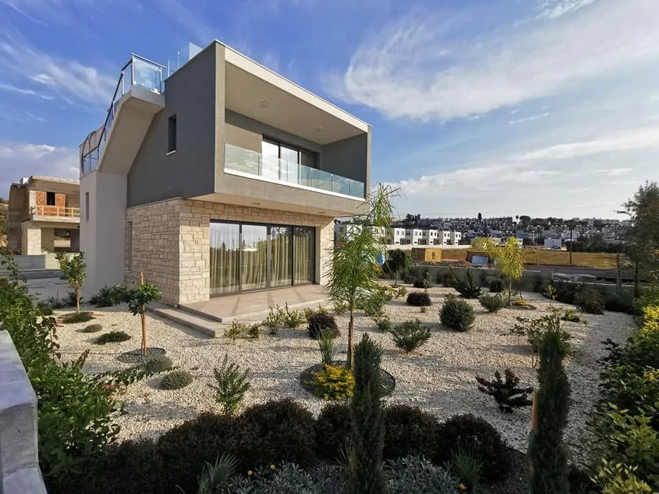 3 bedrooms Villa in Chloraka, Cyprus No. 141