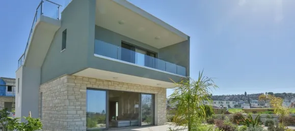 3 bedrooms Villa in Chloraka, Cyprus No. 141 3