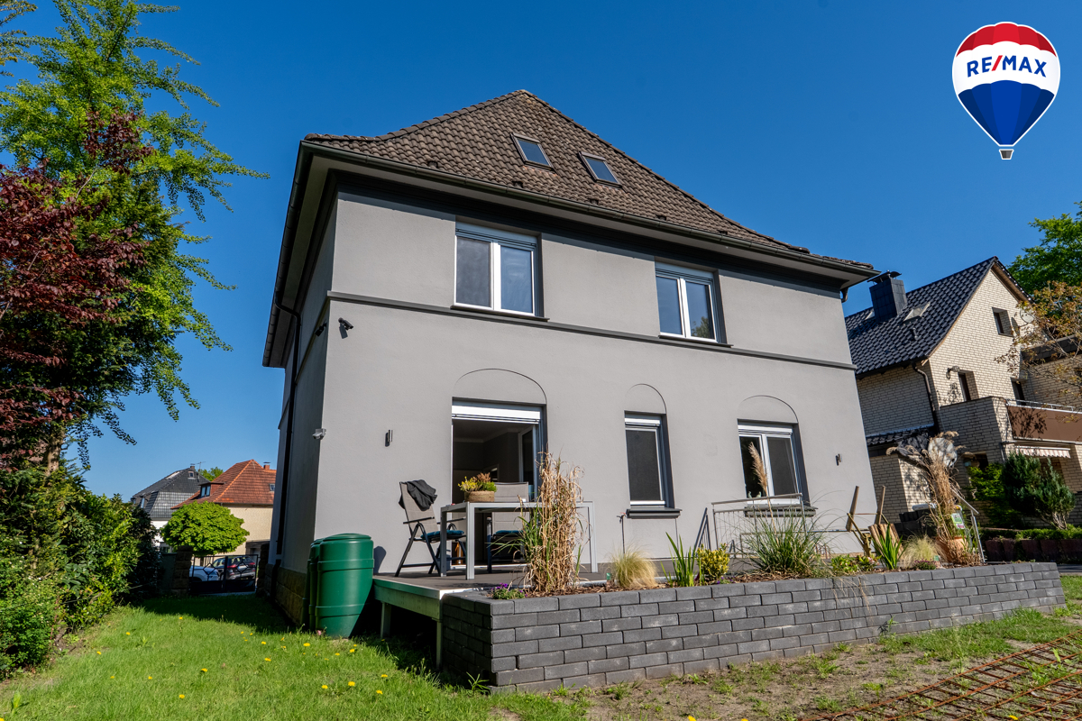 6 rooms Villa in Bielefeld, Germany No. 219344