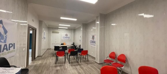 3 bedrooms Apartment in Taranto, Italy No. 342659 5