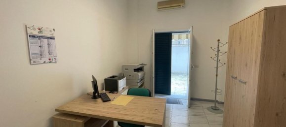 3 bedrooms Apartment in Taranto, Italy No. 342659 10