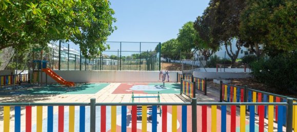 Apartamento de 2 dormitorios en Estepona, Spain No. 185597 19