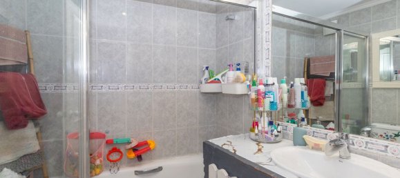 Apartamento de 2 dormitorios en Estepona, Spain No. 185597 41