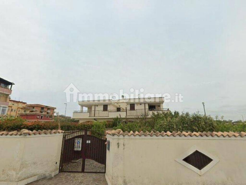 3 Schlafzimmer Wohnung in Pomezia, Italy, Nr. 192060