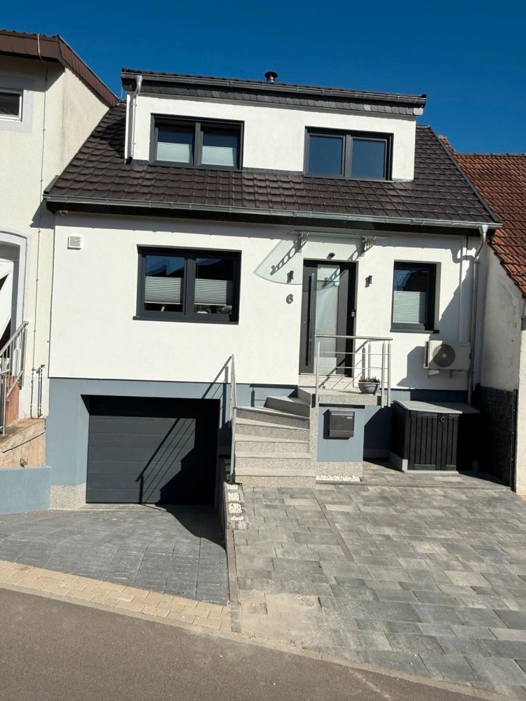 2 Schlafzimmer Stadthaus in Saarpfalz, Germany, Nr. 270990