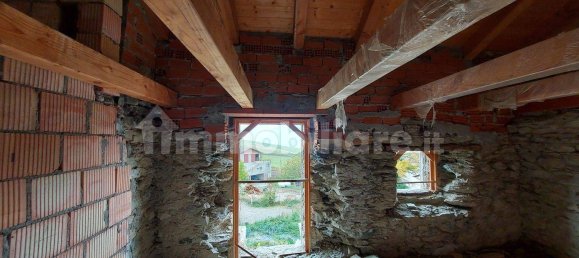 2 bedrooms House in Verrayes, Italy No. 270821 8