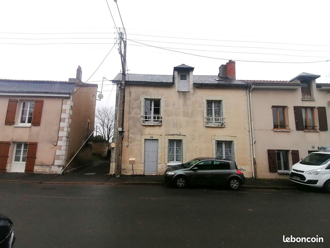 Дом с 3 спальнями в Ришельё, Франция № 77381