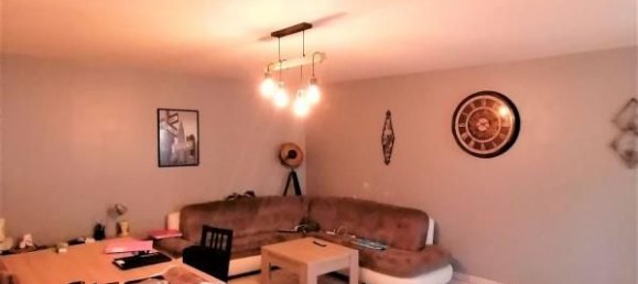 Дом с 3 спальнями в Ришельё, Франция № 77381 3