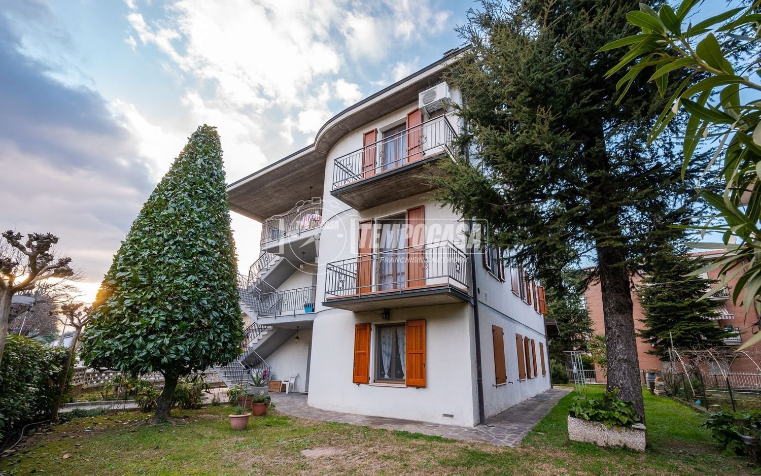 6 rooms House in Savignano sul Panaro, Italy No. 301957