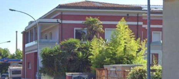 10غرفة شقة في Chiaravalle, Italy رقم 10646 20