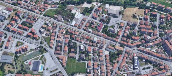 10غرفة شقة في Chiaravalle, Italy رقم 10646 27