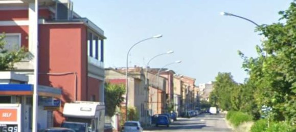 10غرفة شقة في Chiaravalle, Italy رقم 10646 16