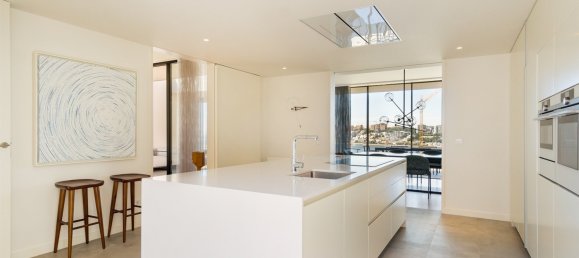 4 bedrooms Villa in Vila Nova de Gaia, Portugal No. 142339 9