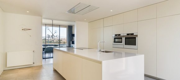 4 bedrooms Villa in Vila Nova de Gaia, Portugal No. 142339 8