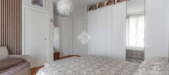2 bedrooms Apartment in Trezzano sul Naviglio, Italy No. 294649 3