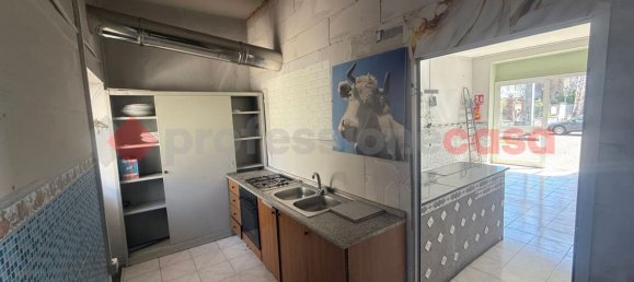 75m² Commercial property in Cervinara, Italy No. 344160 12