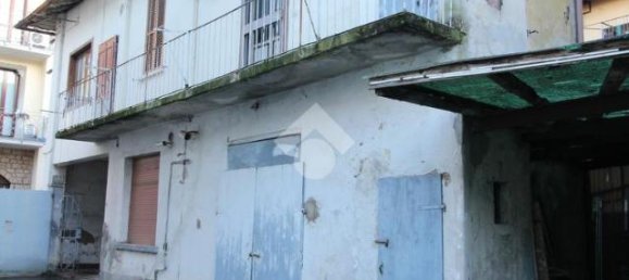 Casa de 8 divisões em Seriate, Italy N.º 229025 54