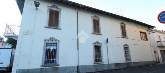 Casa de 8 divisões em Seriate, Italy N.º 229025 14
