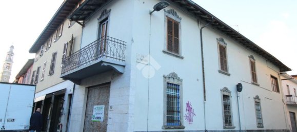 Casa de 8 divisões em Seriate, Italy N.º 229025 17