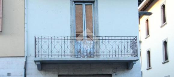 Casa de 8 divisões em Seriate, Italy N.º 229025 20