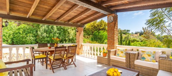 4 bedrooms Villa in Marbella, Spain No. 186100 2