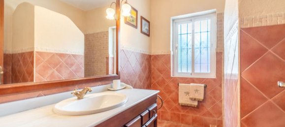 4 bedrooms Villa in Marbella, Spain No. 186100 23