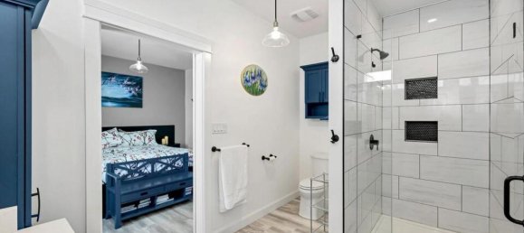 3 bedrooms House in British Columbia, Canada No. 219 11