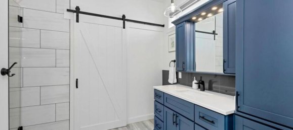 3 bedrooms House in British Columbia, Canada No. 219 12