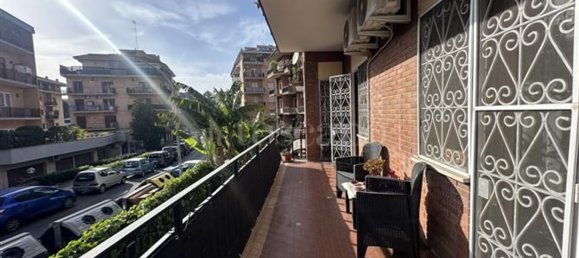 5 rooms Apartment in Rome, Italy No. 181962 16