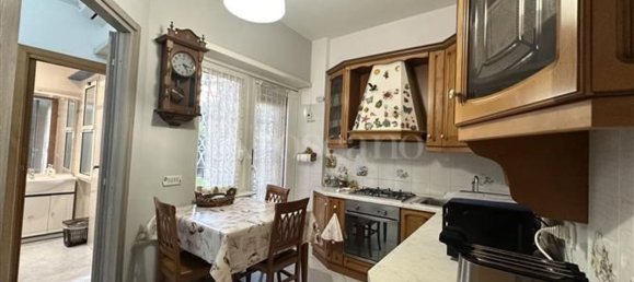 5 rooms Apartment in Rome, Italy No. 181962 21