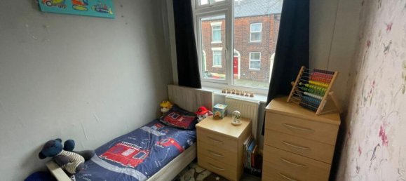 3 bedrooms House in Oldham, United Kingdom No. 2094 10