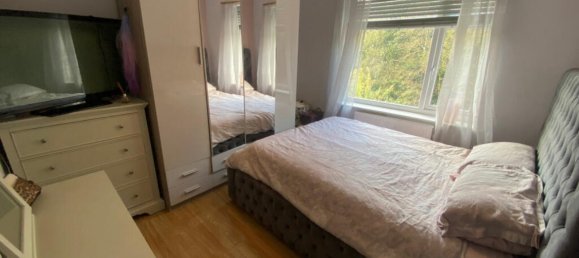 3 bedrooms House in Oldham, United Kingdom No. 2094 7