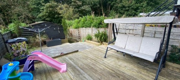 3 bedrooms House in Oldham, United Kingdom No. 2094 14