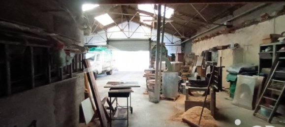 Bâtiment à Noyers-sur-Cher, France 834m² No. 217021 3