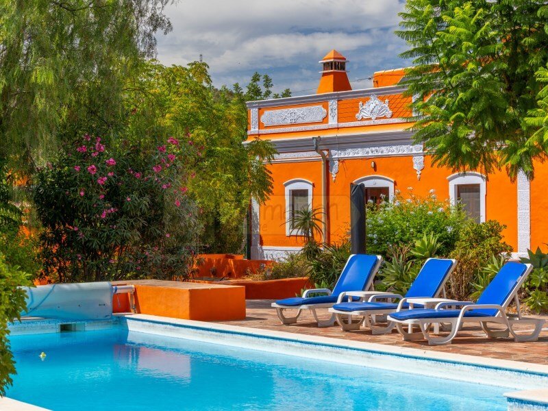 Casa de 5 dormitorios en Sao Bras de Alportel, Portugal No. 352651